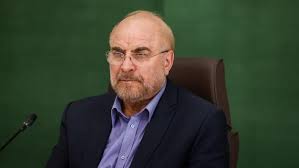 انقلاب متکی به خدا و ملت است